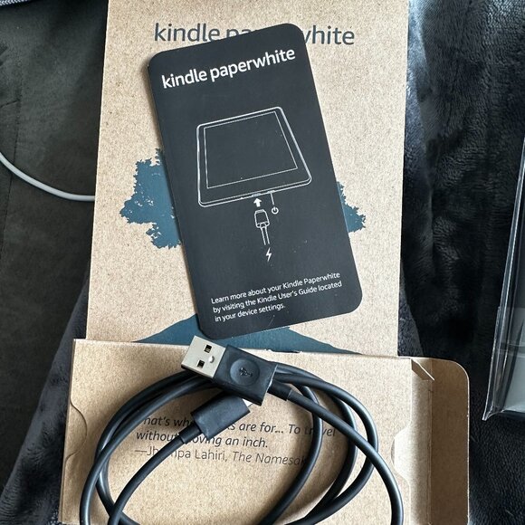 Kindle Paperwhite 8GB - Picture 2 of 4